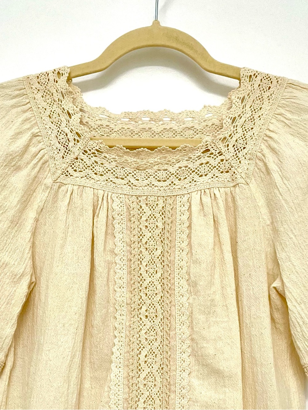 Women’s Cream Lace-Trim Peasant Top - Picture 2 of 3